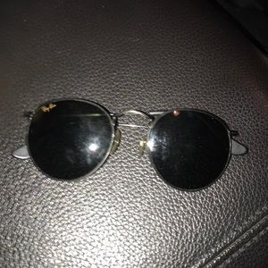 Black real Ray-Bans
